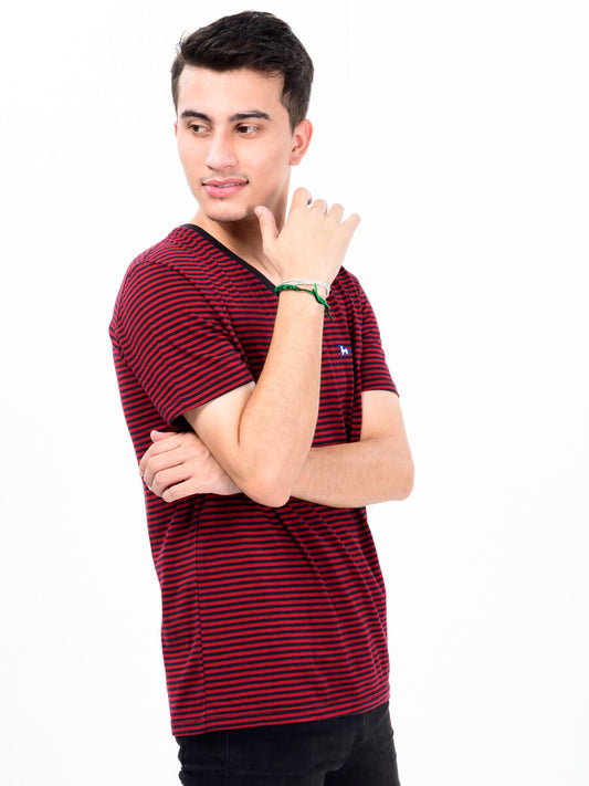 Men Burgundy & Black Cotton V-Neck Tee Shirt